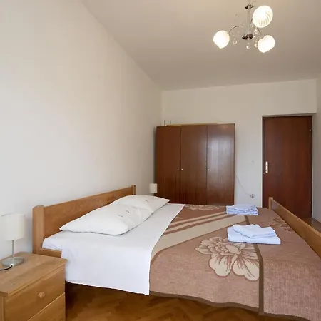 Beachfront Gaj - Happy Apartment