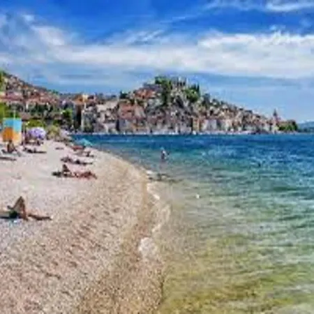 Beachfront Gaj - Happy Apartment